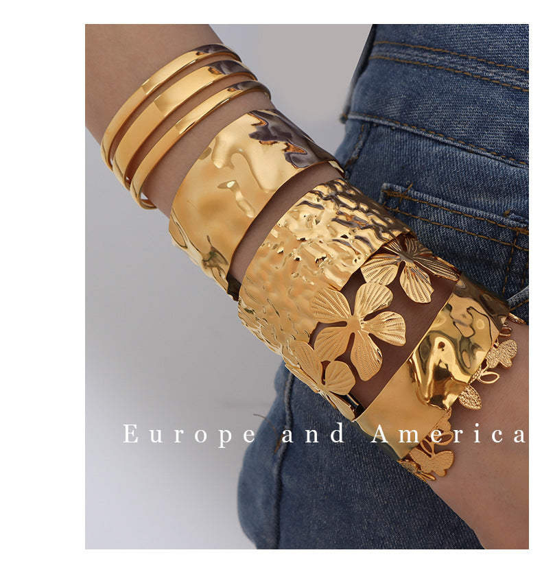 Open-End Gold Statement Bracelet
