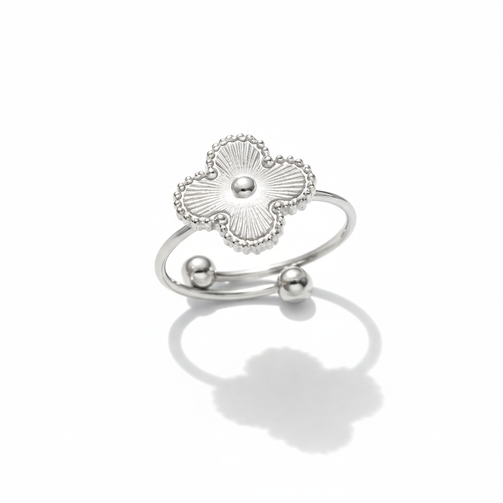 Modern Four-Leaf Clover Jewelry Set