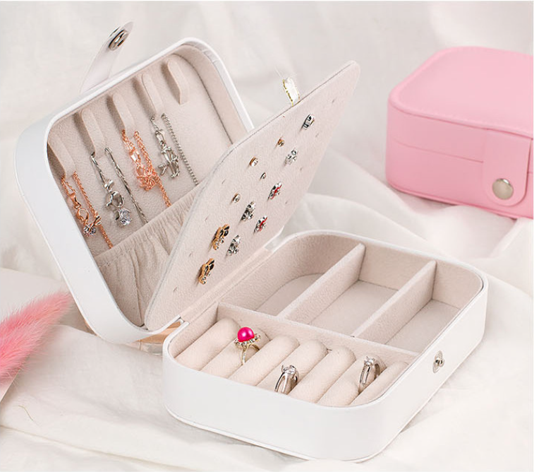 Compact Travel Jewelry Box for Earrings and Rings