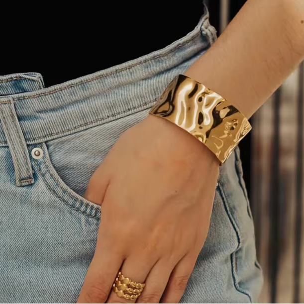 Personalized Open-End Bracelet