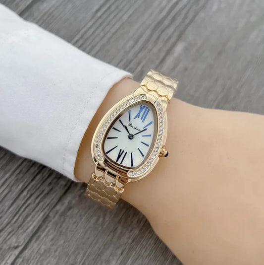 Women's Elegant Quartz Watch with Steel Belt