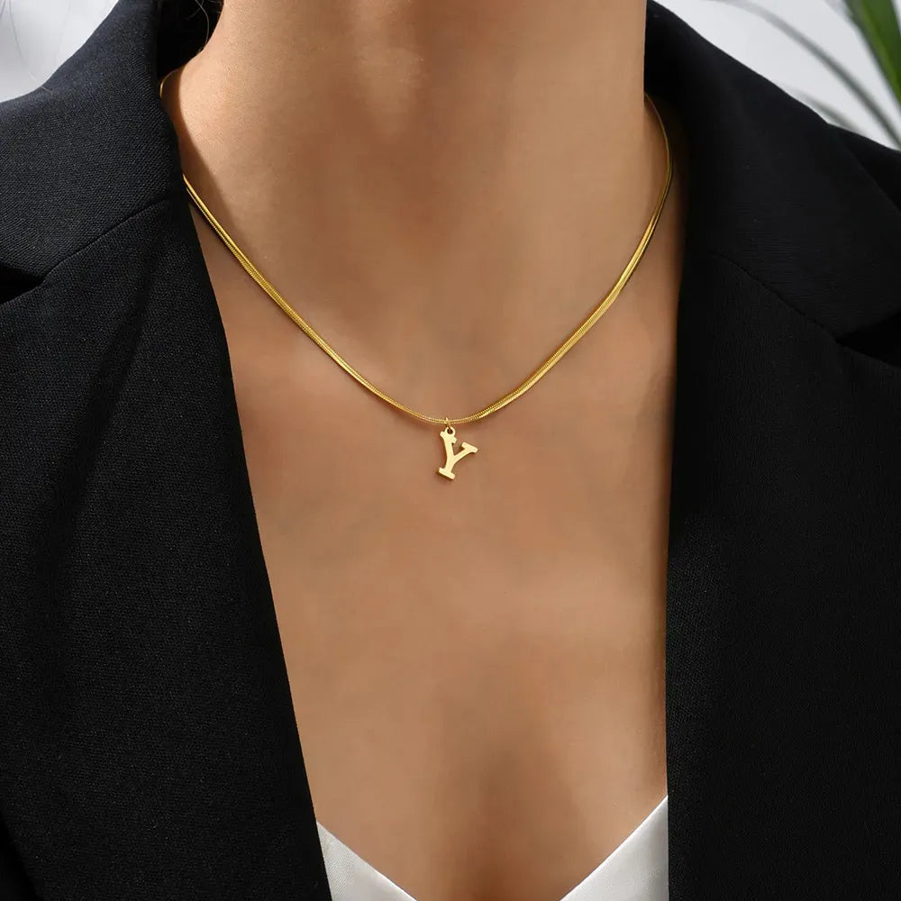 Trendy 26-Letter snake chain necklace