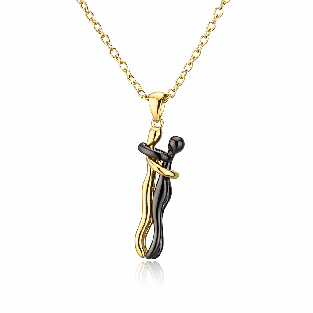The couple hug necklace