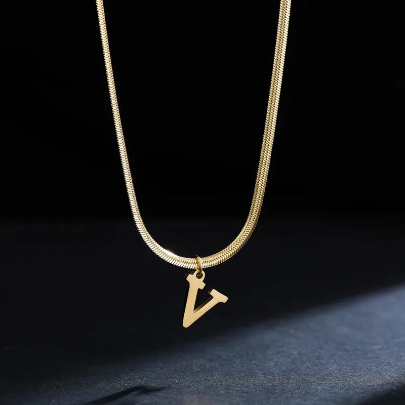 Trendy 26-Letter snake chain necklace