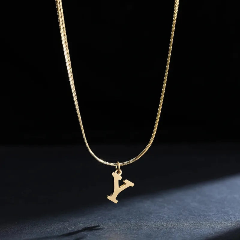 Trendy 26-Letter snake chain necklace